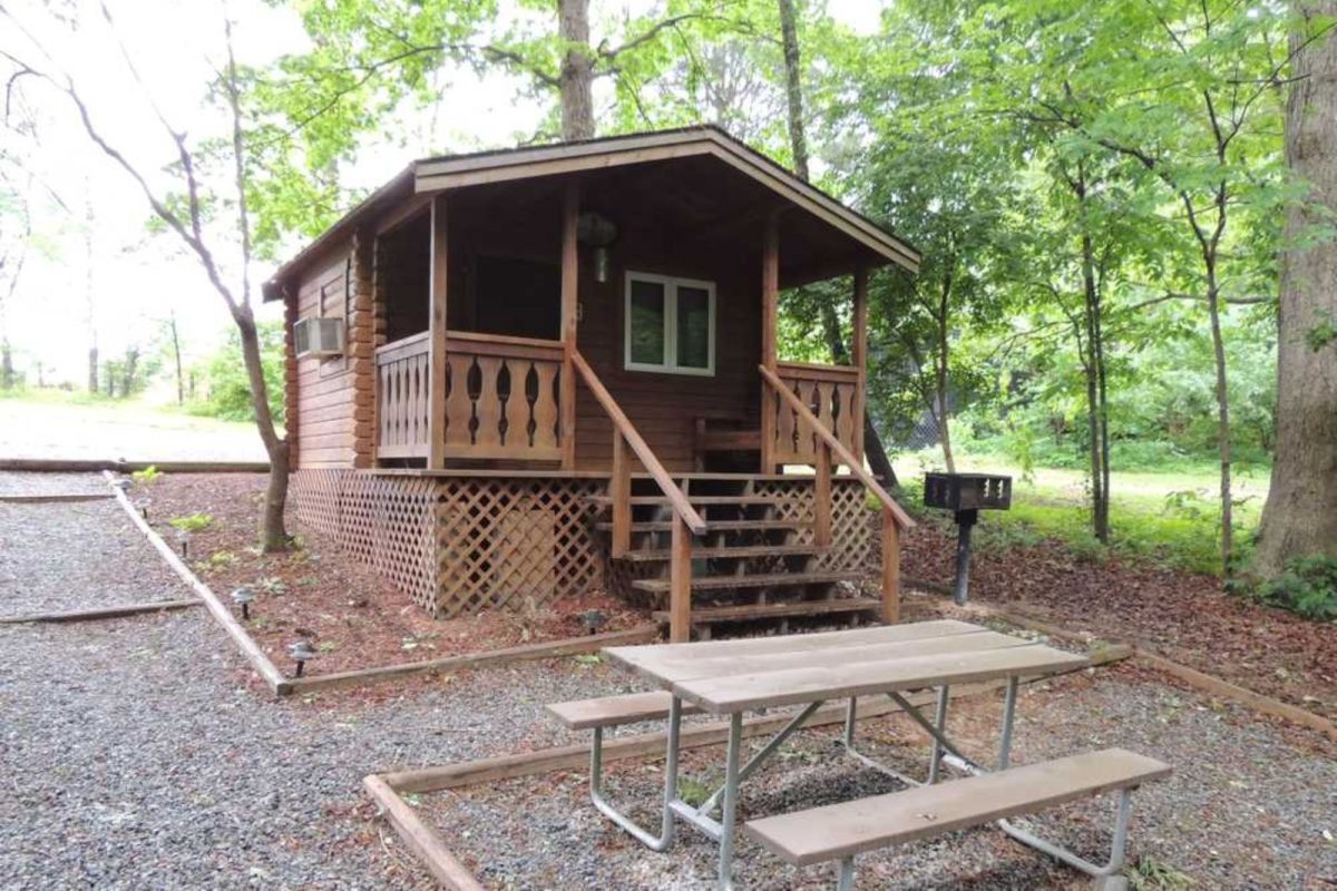 cabin with picnic table at campground near Charlotte, North Carolina