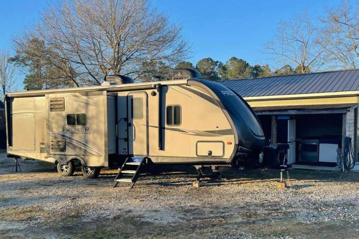 RV parked at gravelly campground near Wilmington, NC