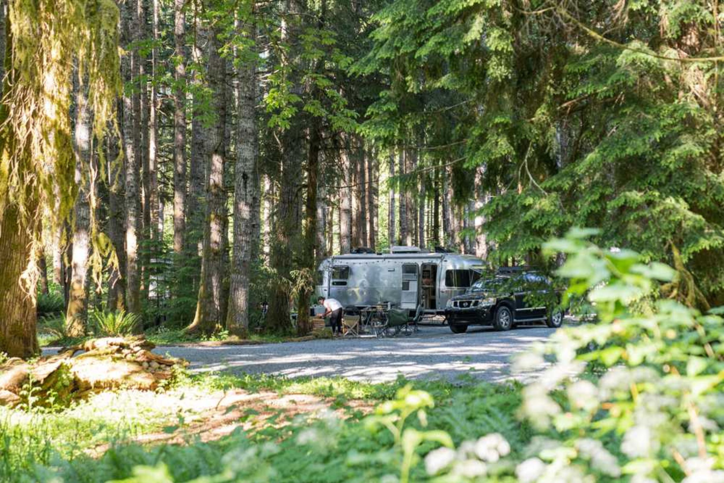 21 Campgrounds Within 90 Minutes of Popular U.S. National Parks - Campspot